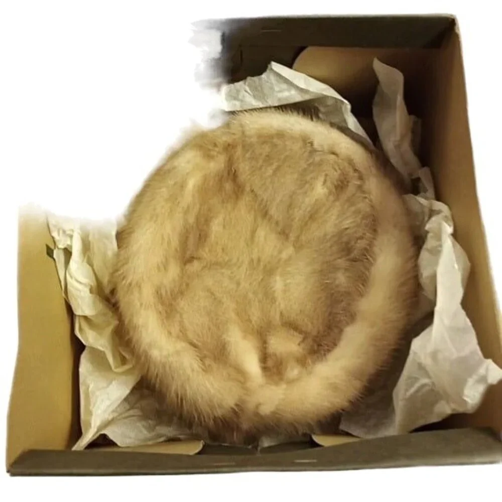Vintage Blonde Mink Pillbox Hat Golden Tan Satin Trim w/Original Box Winkleman's